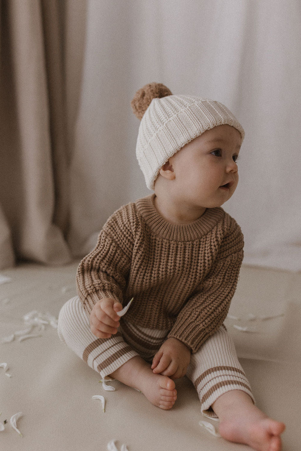 BEANIE/NATURAL CEDER