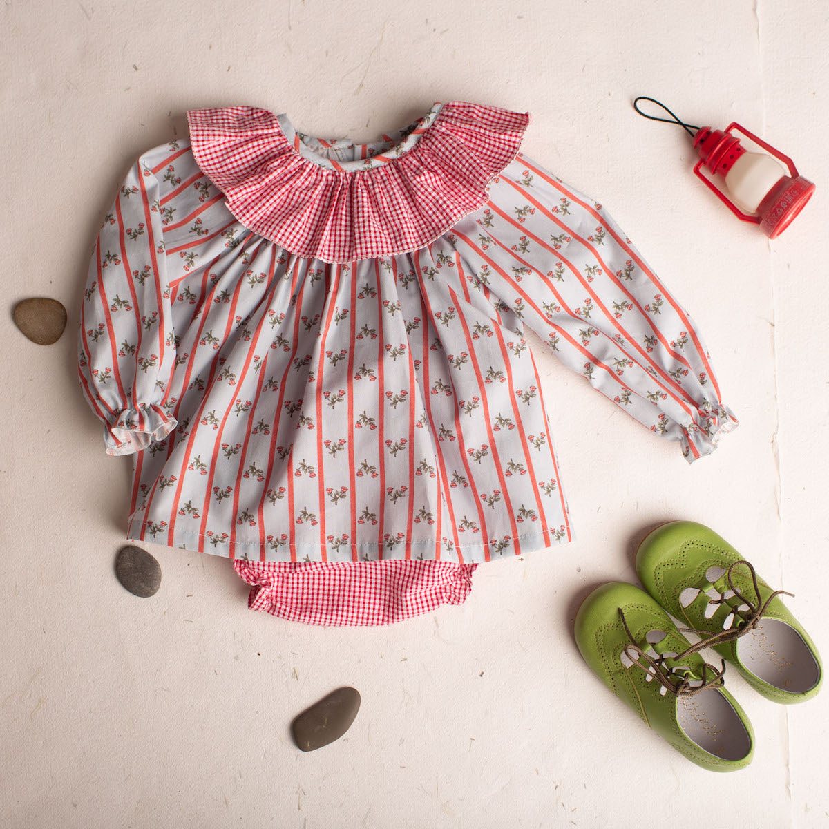 Blue Castores blouse and bloomer set / Jesusito Castores azul