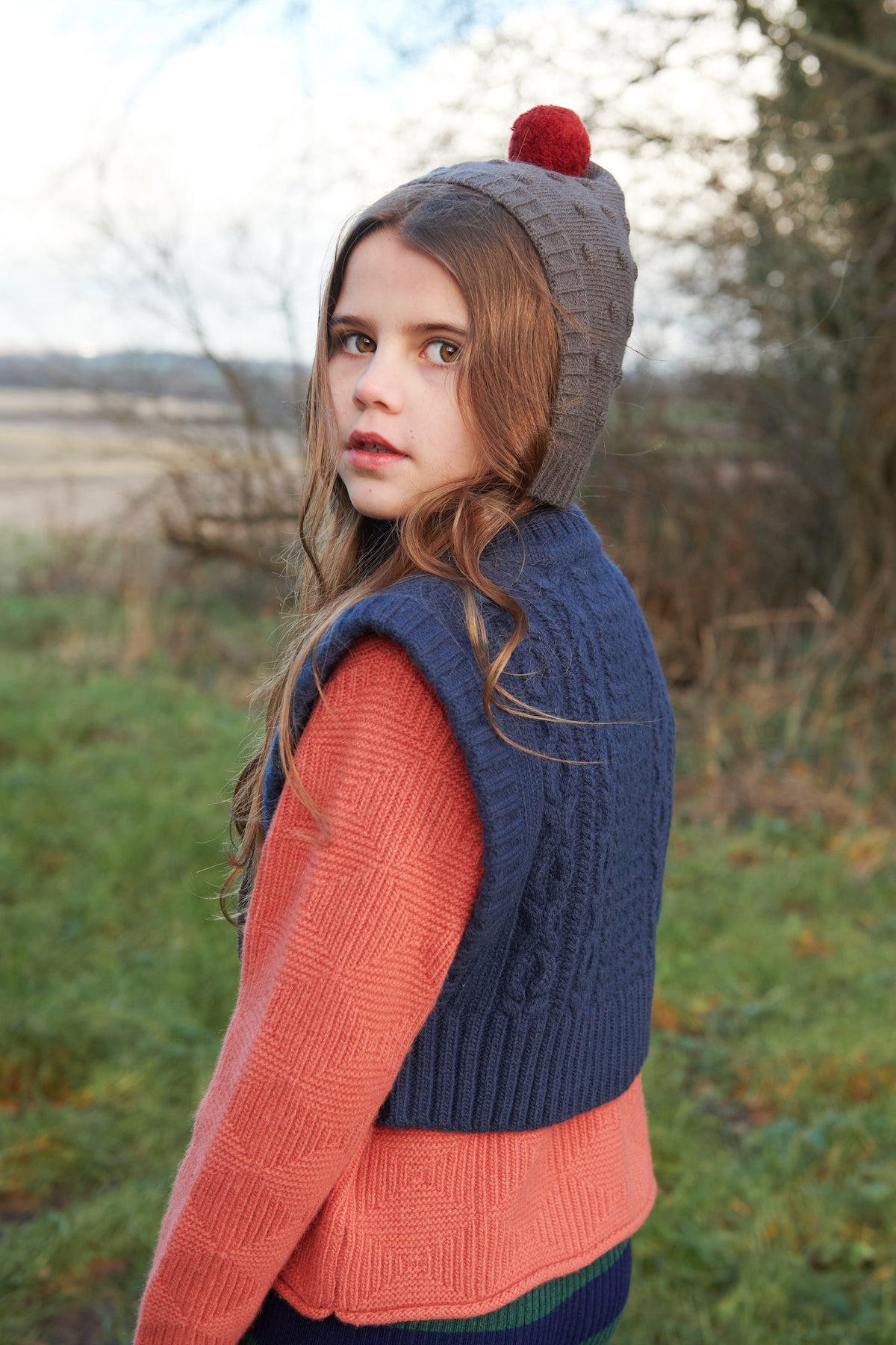 POM POM BONNET/WOOD GREEN