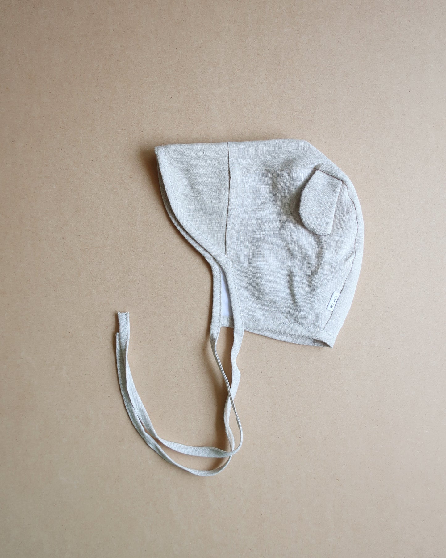 【Only 1 left】Brim bear Bonnet/Natural