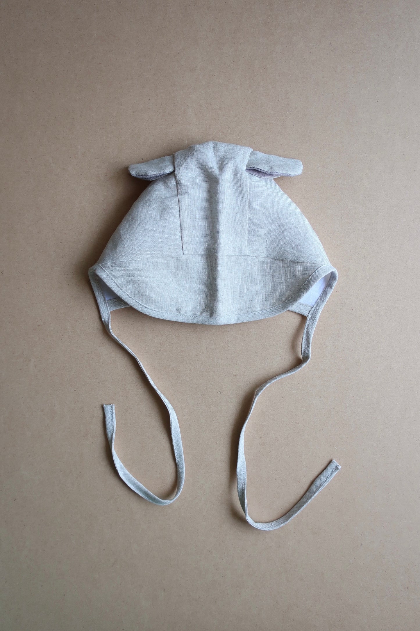【Only 1 left】Brim bear Bonnet/Natural