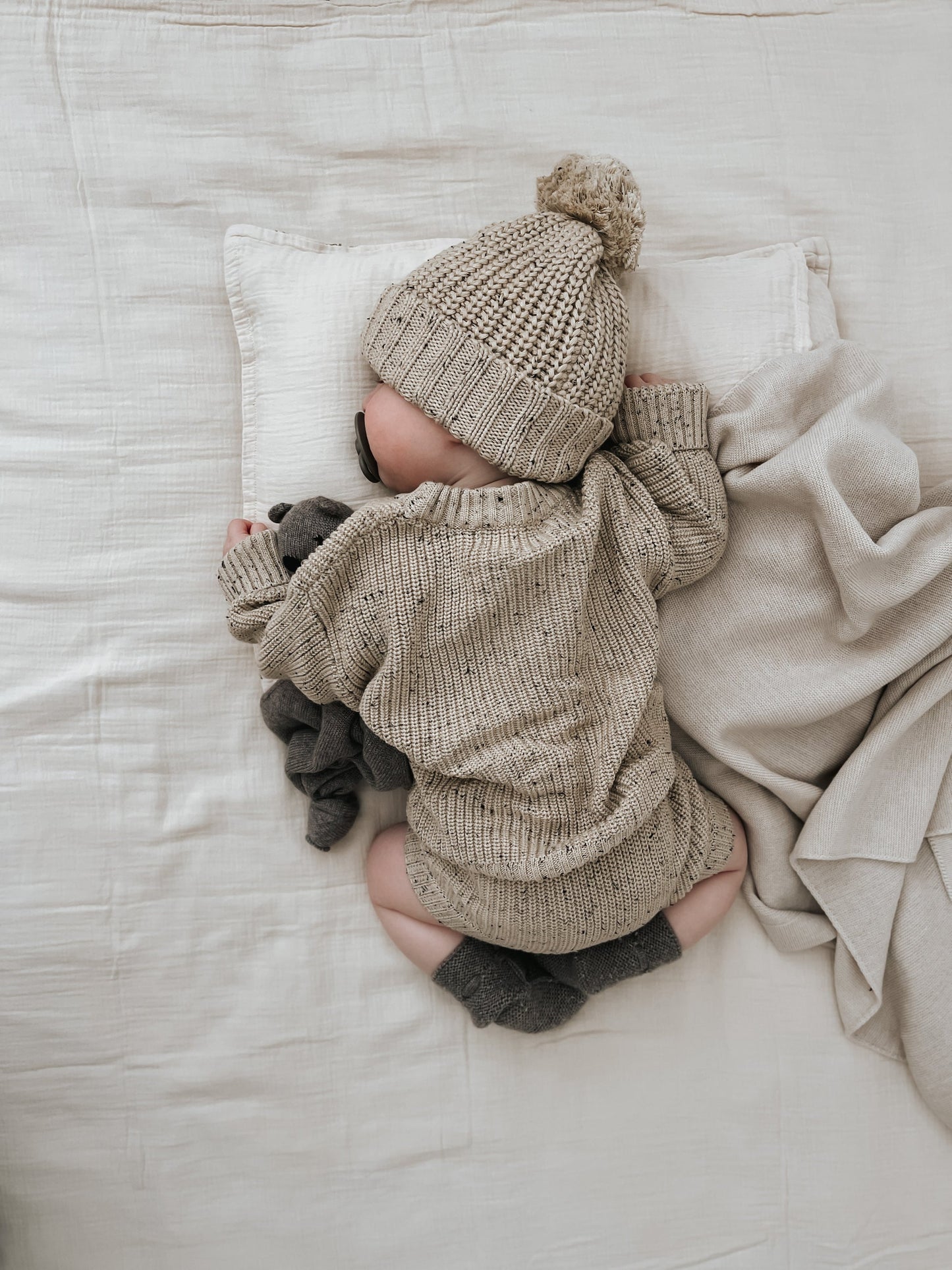 Chunky Sweater/Sand speckled