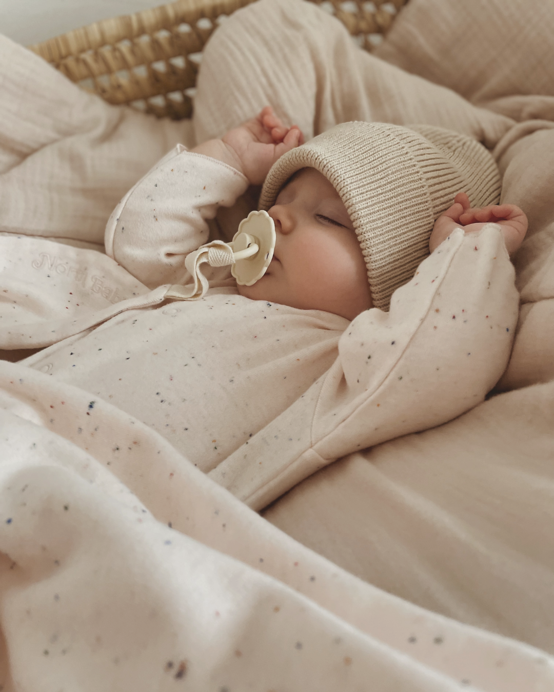 Organic Baby Onesie/IVORY PINK
