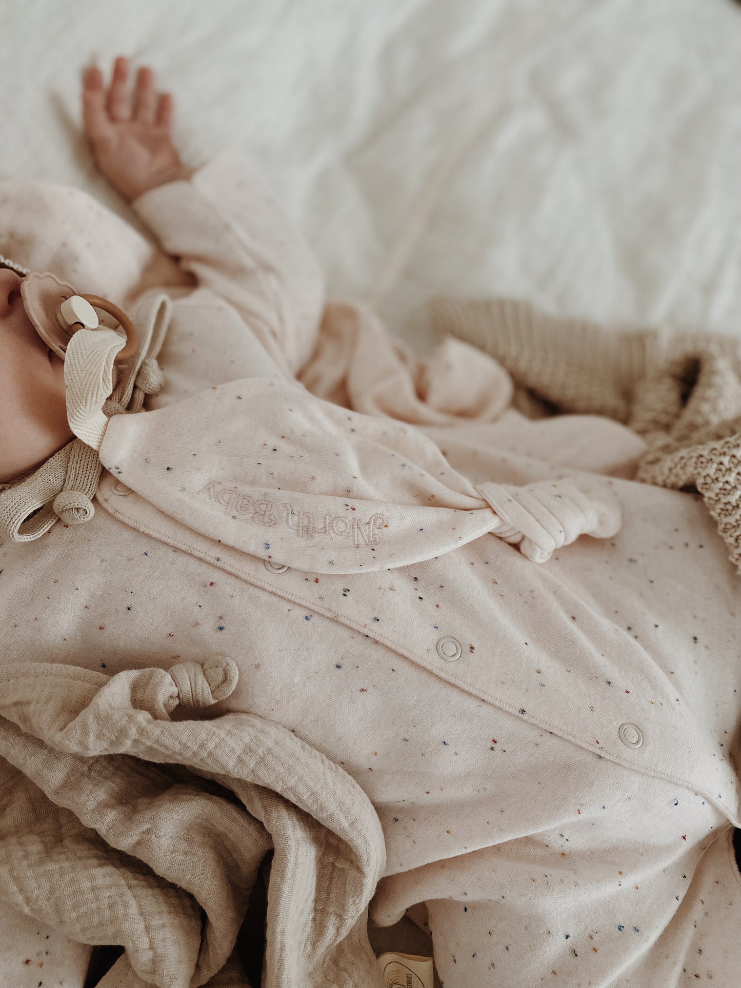 Organic Baby Onesie/IVORY PINK