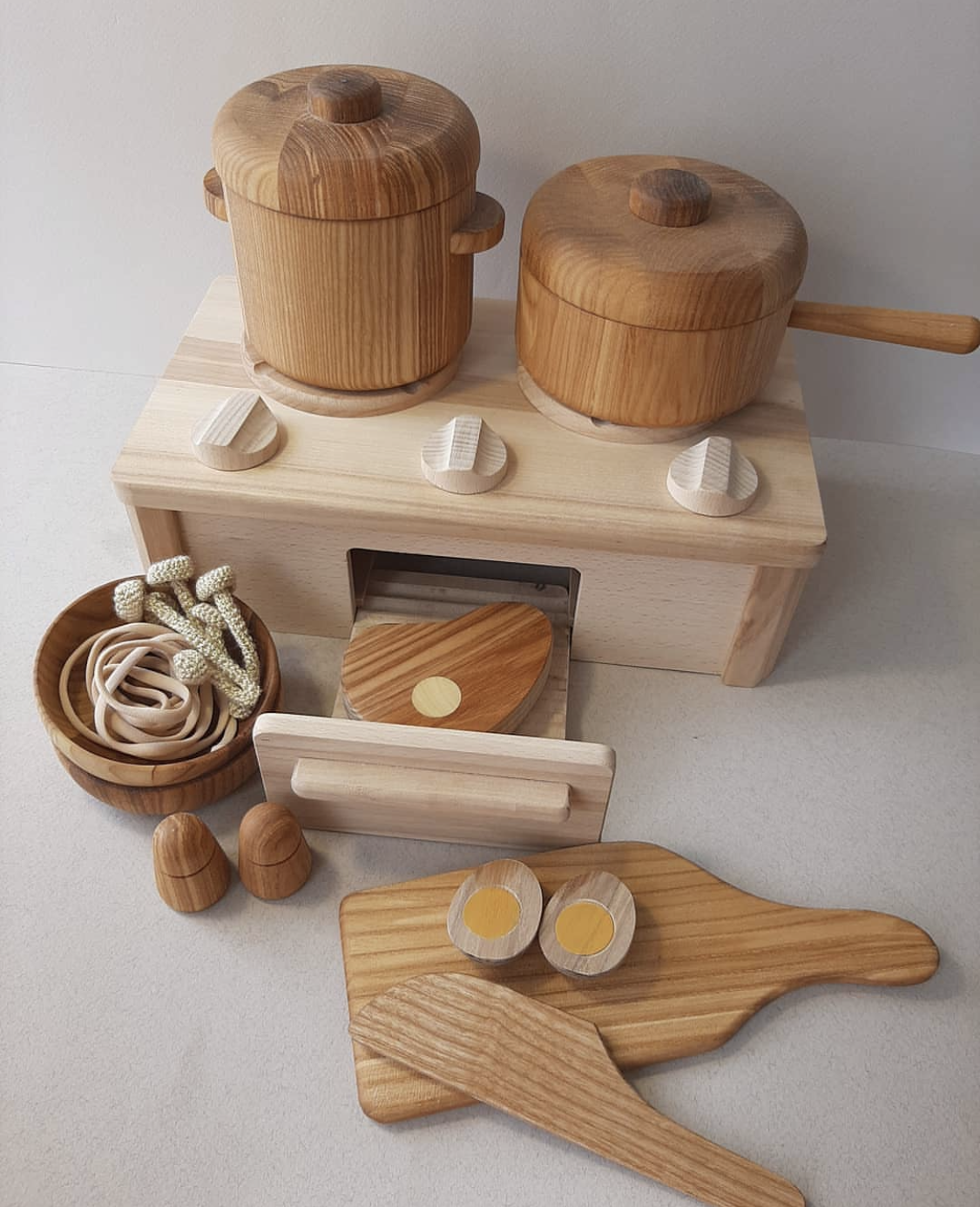 Kitchenware