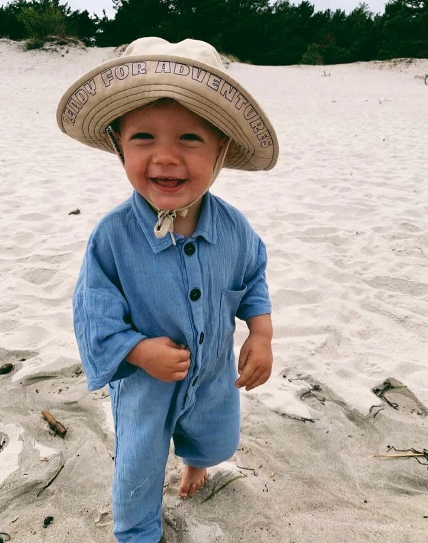 safari hat/sailor blue