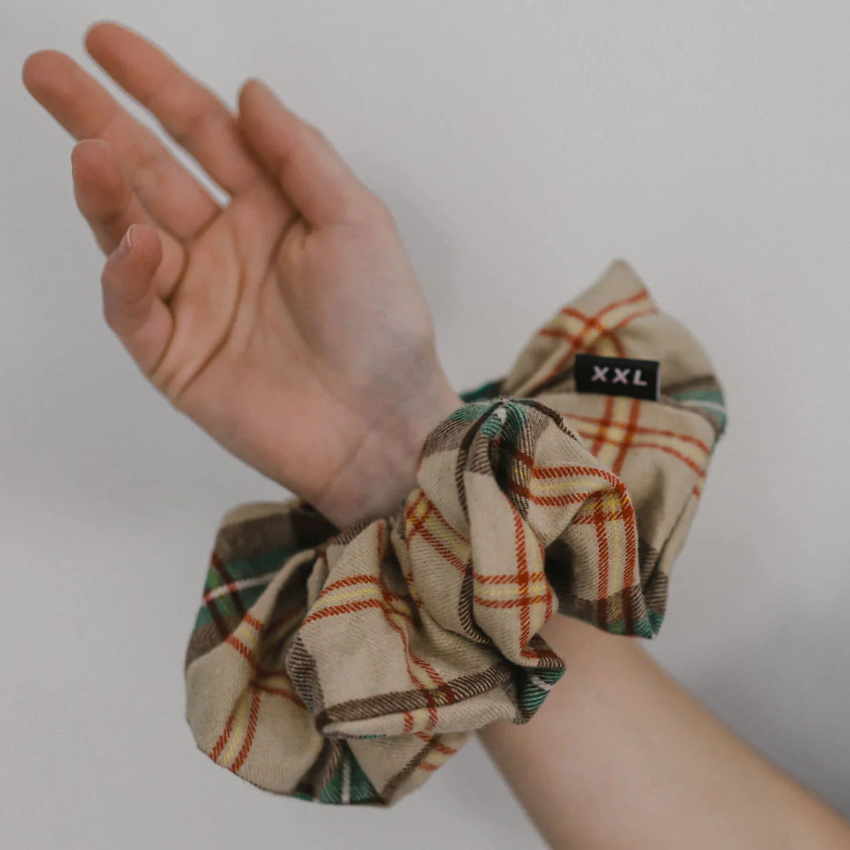Joey XXL - Beige Plaid