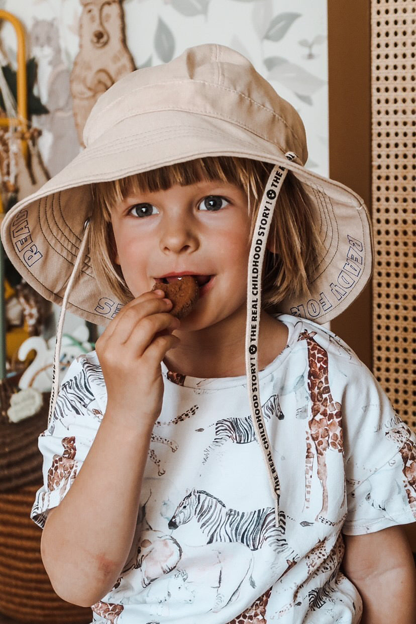 safari hat/sailor blue