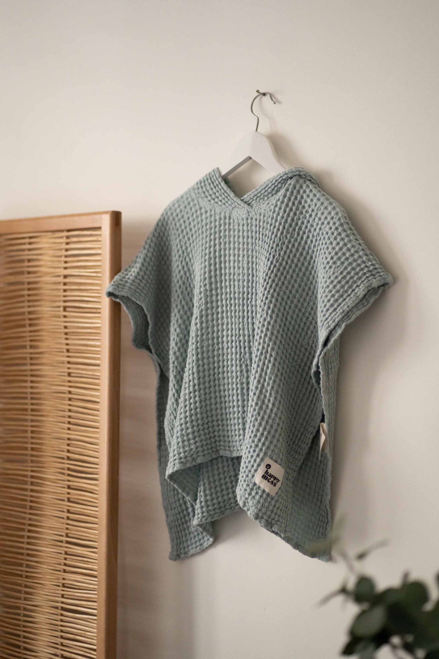waffle
poncho/sky blue