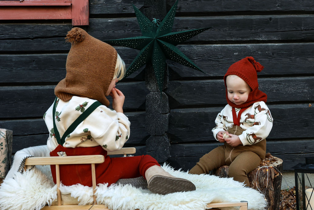 Retro Ribbed Suspender Tights_Acorn Brown x Maple Leaf