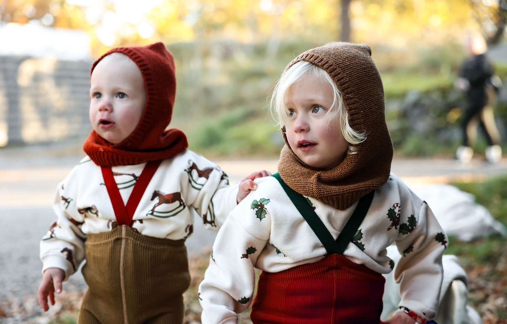 Retro Ribbed Suspender Tights_Maple Leaf x Dark Forest Green