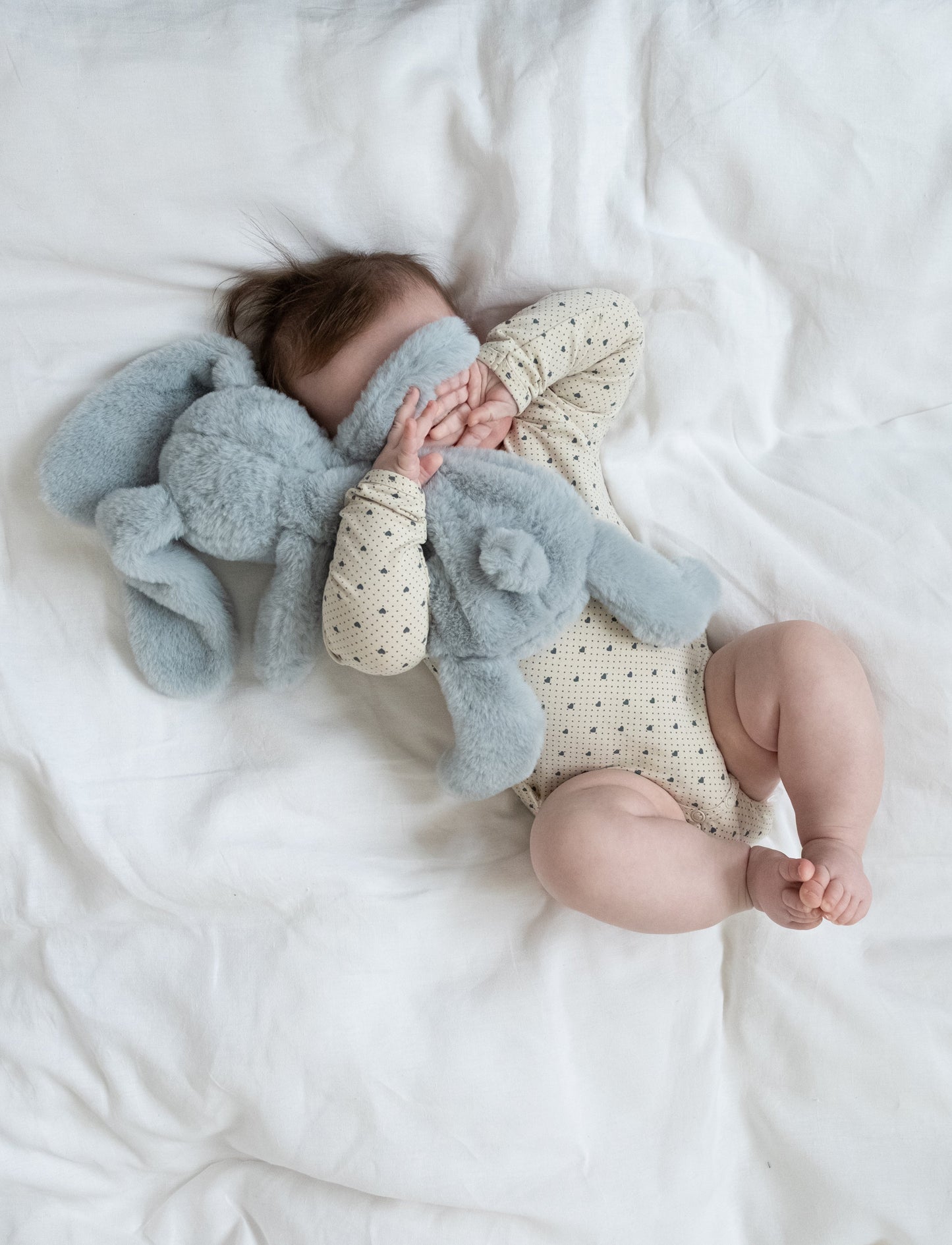 Ellis body baby romper/Lots of love sky