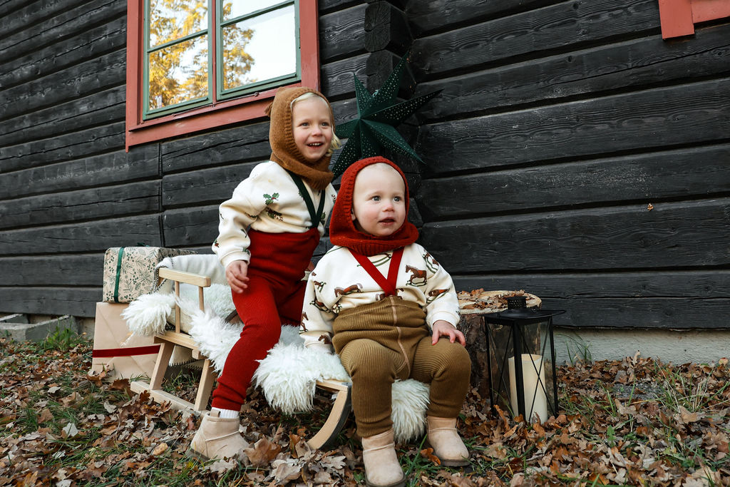 Retro Ribbed Suspender Tights_Acorn Brown x Maple Leaf