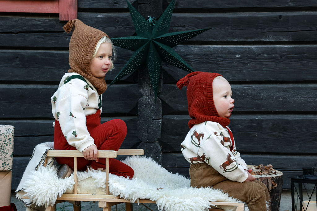 Retro Ribbed Suspender Tights_Maple Leaf x Dark Forest Green