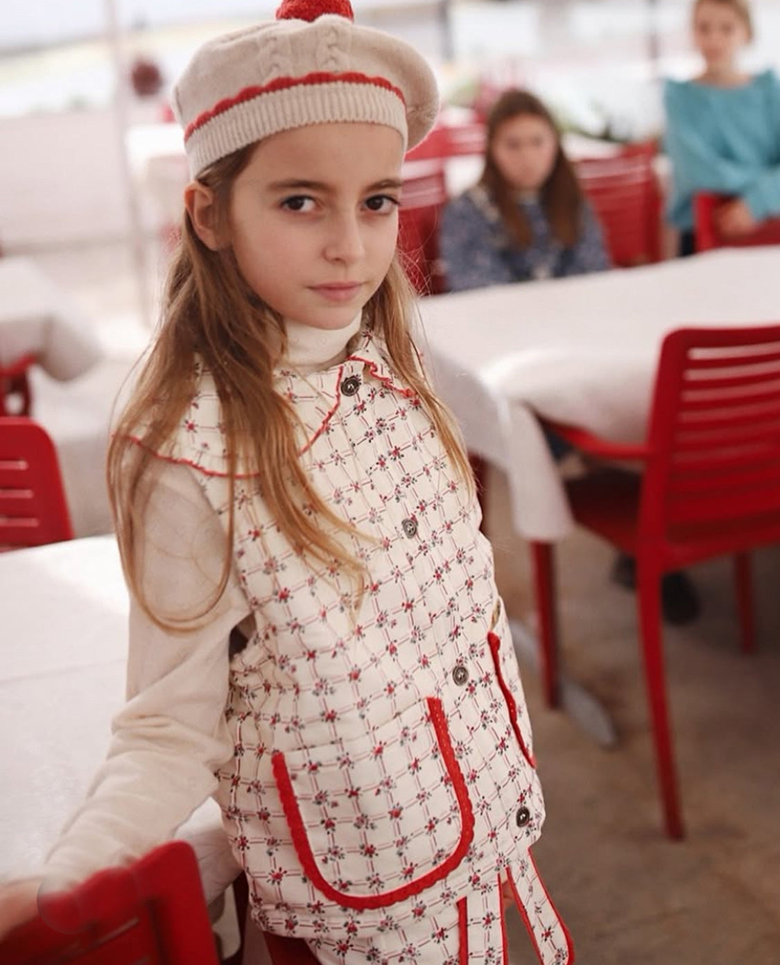 LISSY VEST/GEOMETRIC ROSES