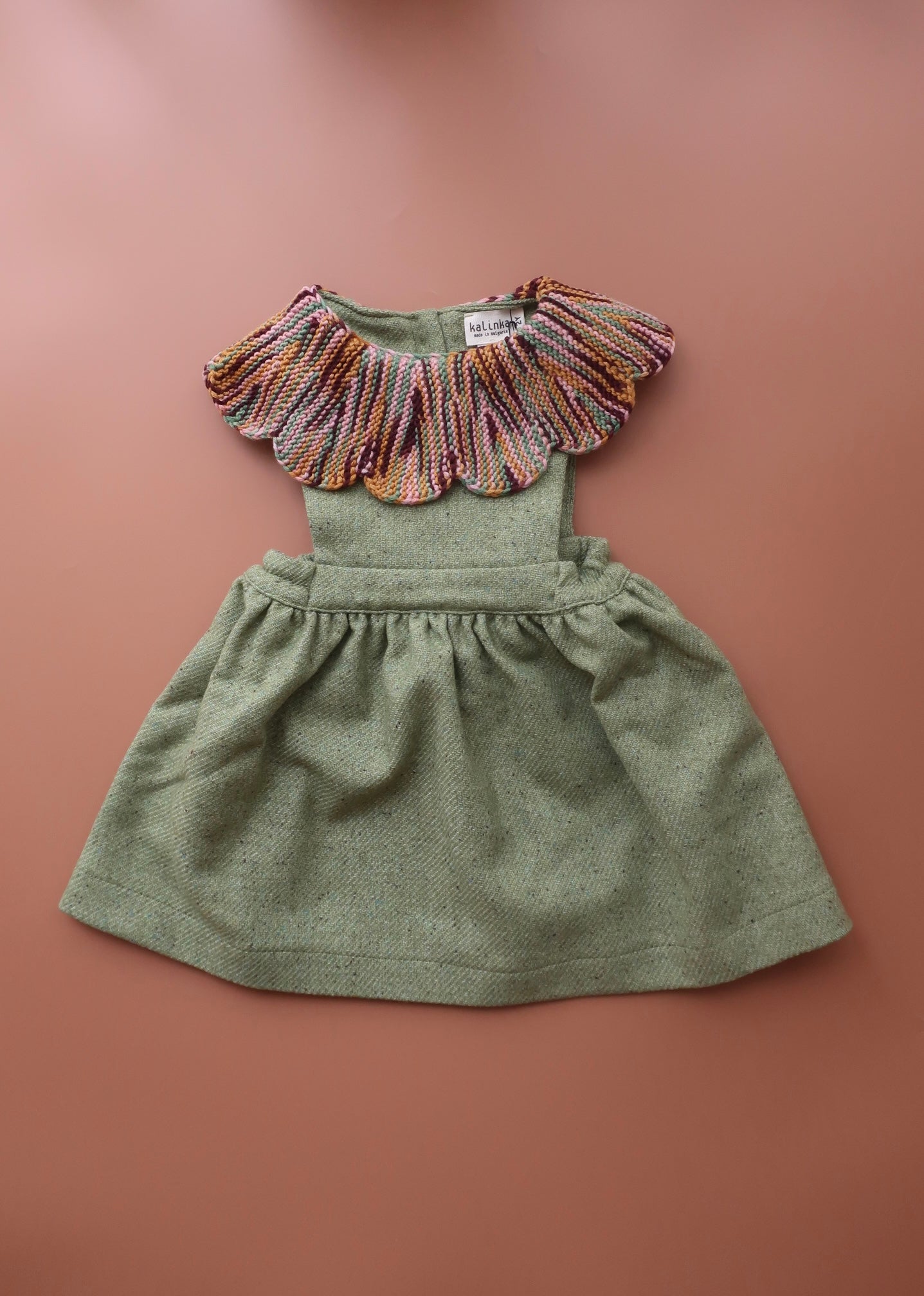 kalinka カリンカ ワンピース 2y kalinka kids Cordelia Pinafore/Dried Moss カリンカキッズ