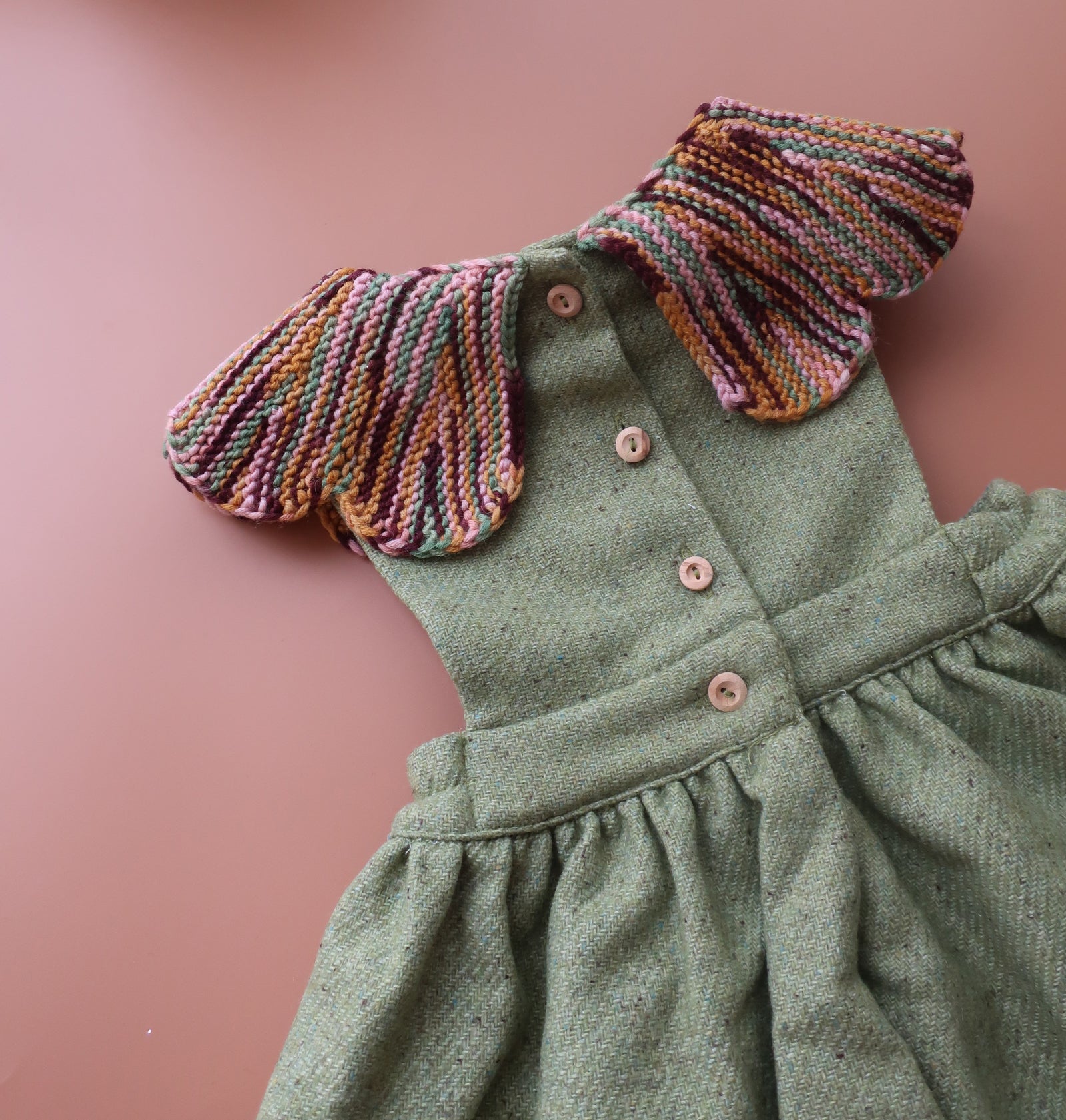 kalinka カリンカ ワンピース 2y kalinka kids Cordelia Pinafore/Dried Moss カリンカキッズ