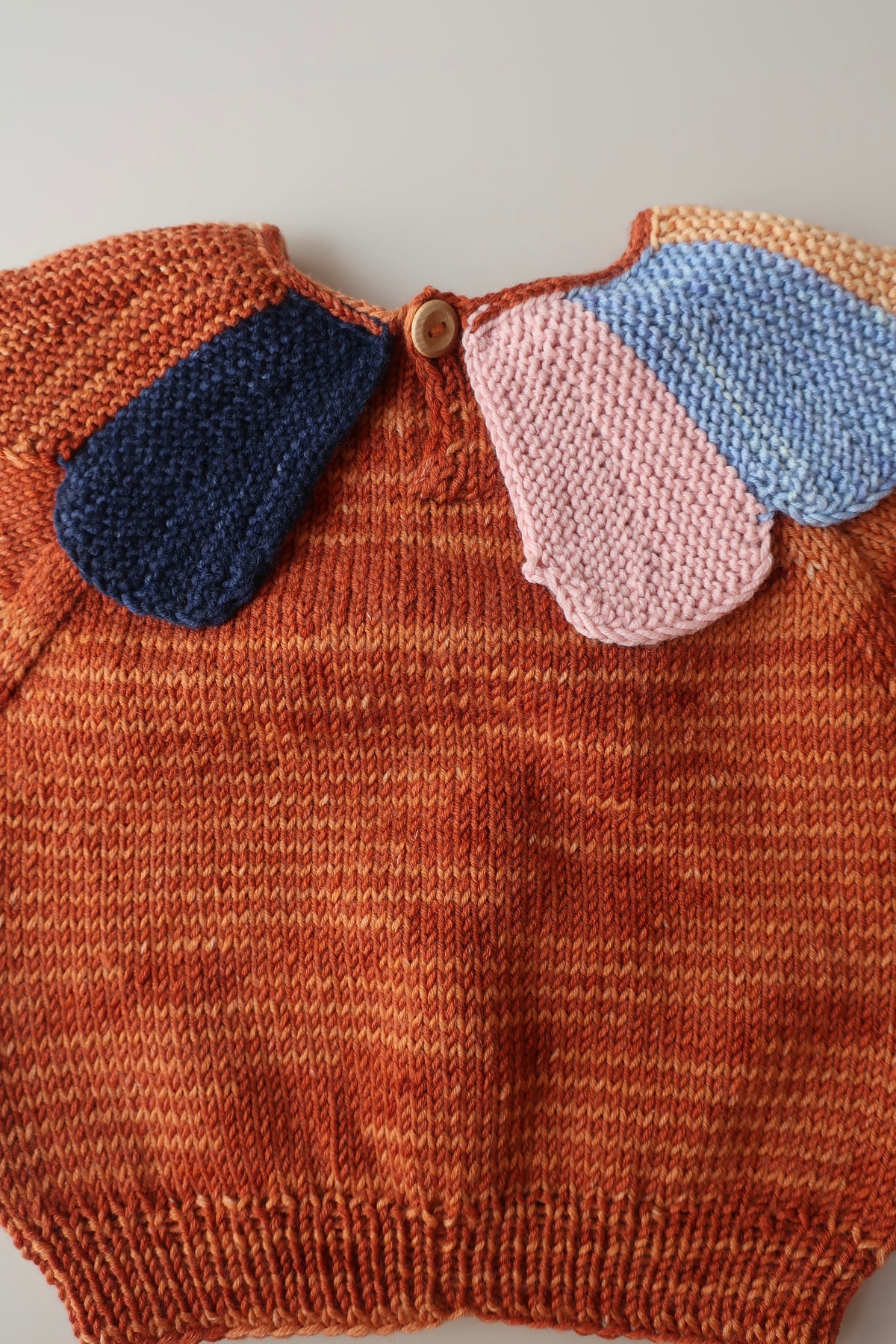 Daisy Sweater/Brick