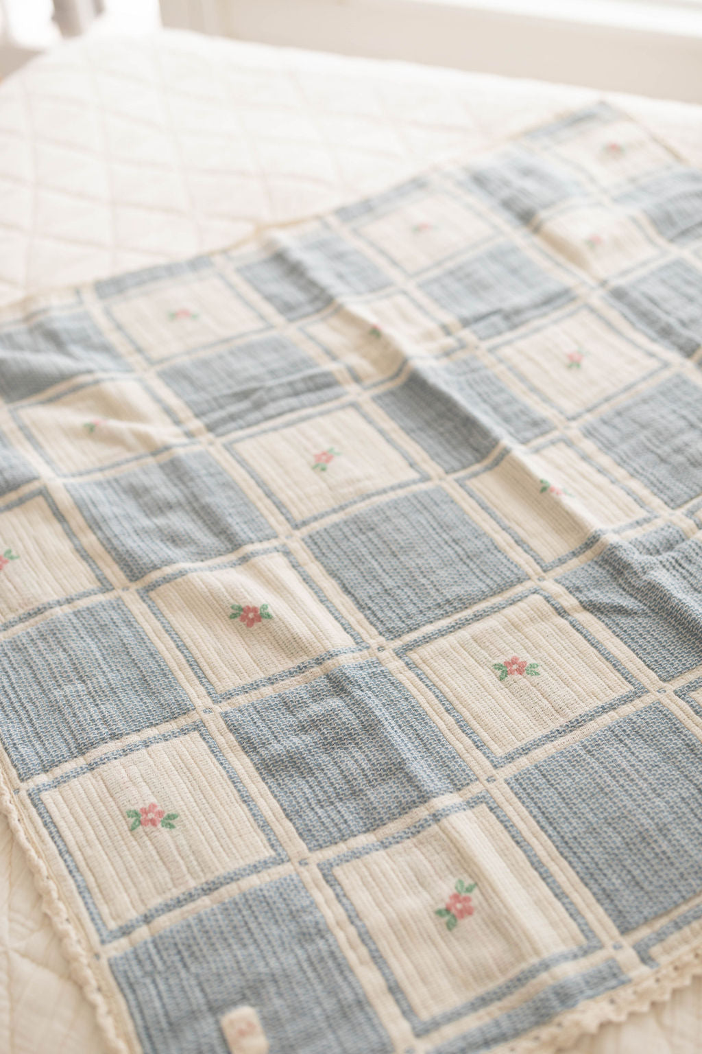 patchwork blanket - spring bloom
